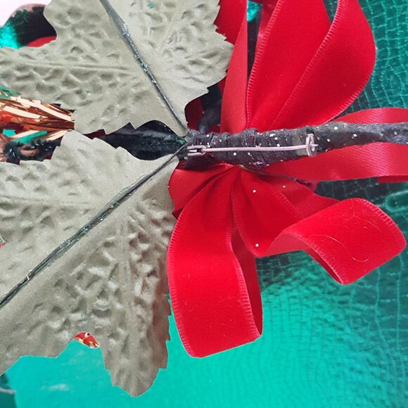 Vintage Christmas Holiday Corsage - Picture 5 of 14